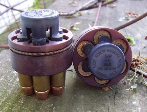 Dade speedloaders