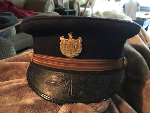 hat 1800
